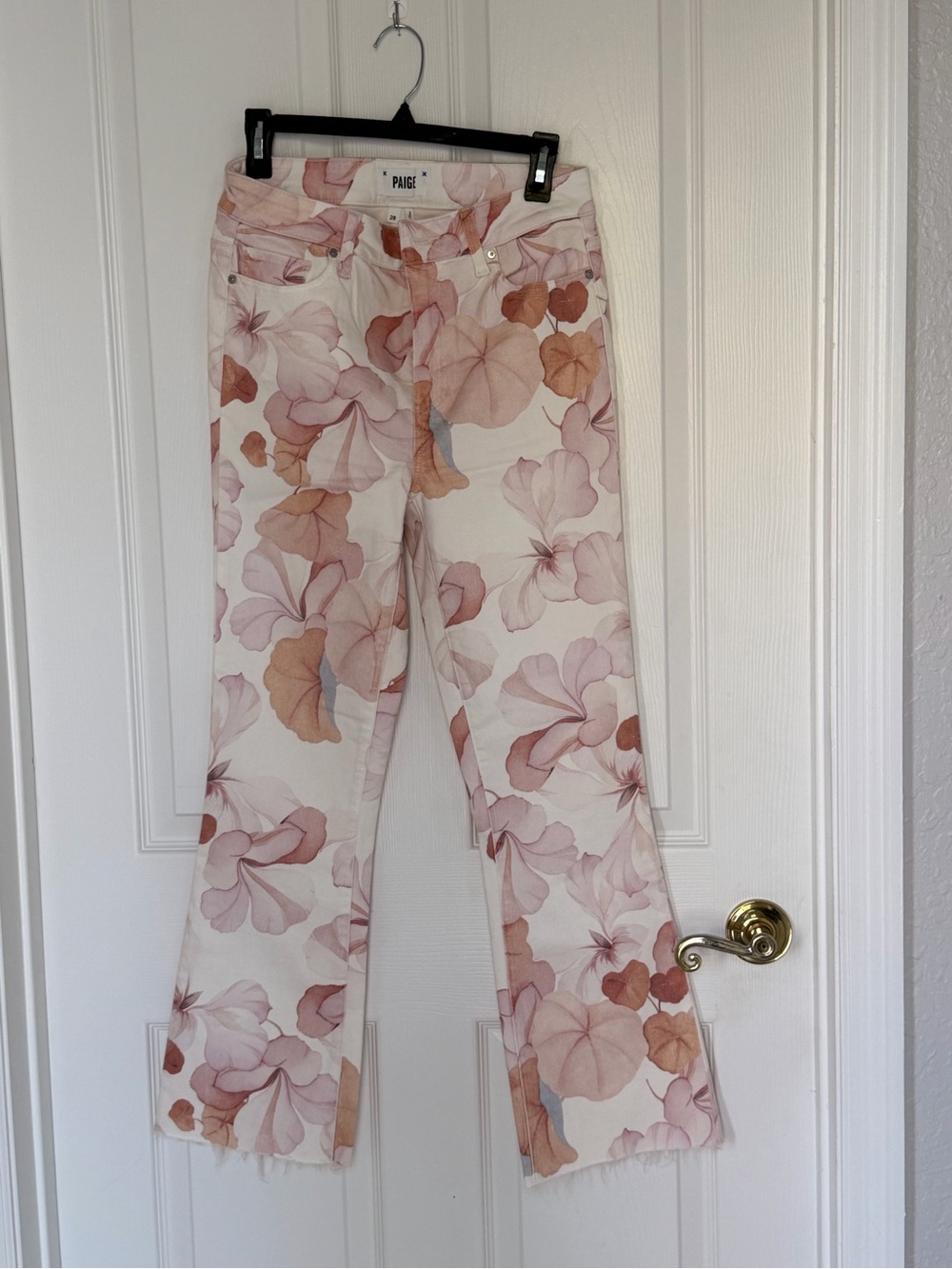 PAIGE Claudine Floral Crop Flare Jeans Georgia Blooms Raw Hem 28